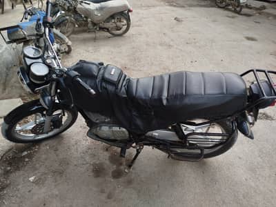 Suzuki gs 150SE