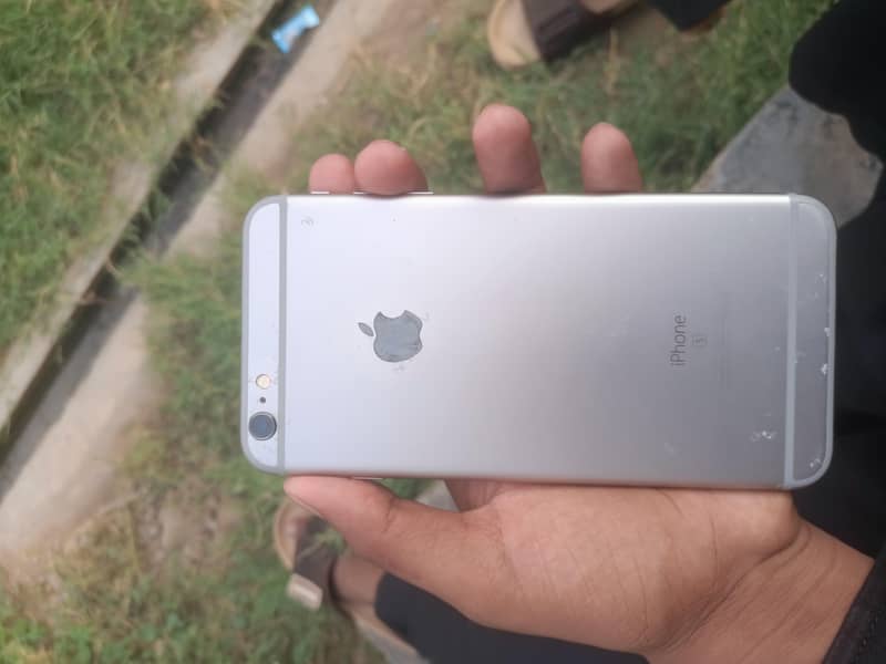 Apple iPhone 6S Plus 0