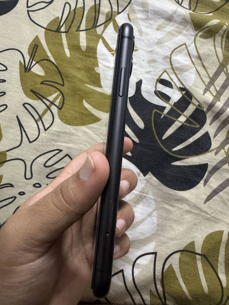 Apple iPhone 11 1
