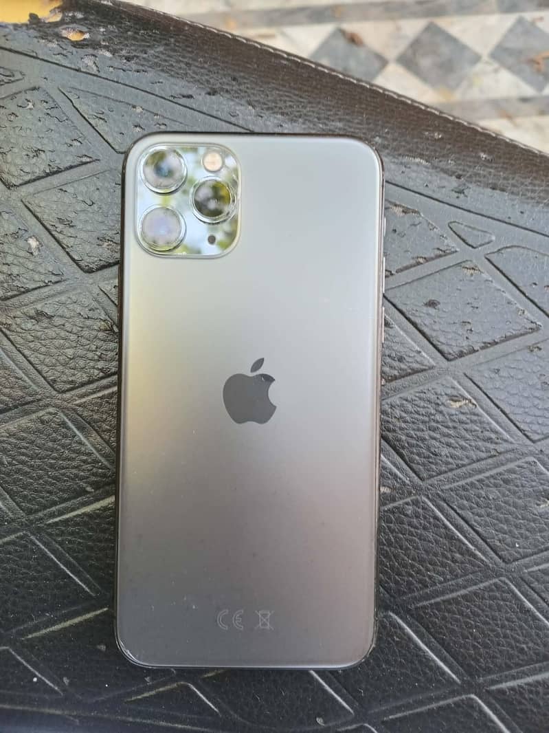 Apple iPhone 11 Pro 1