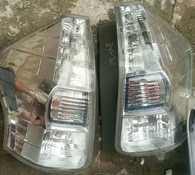 prius alpha back light