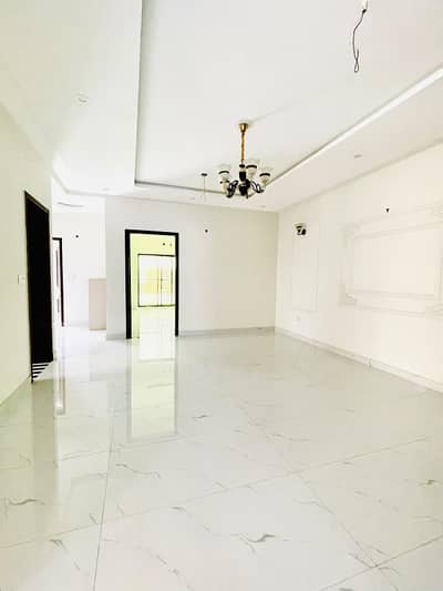 10 marla barnd new house for rent LDA Avenue 1
