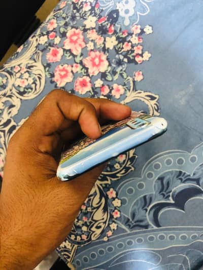 Vivo S1