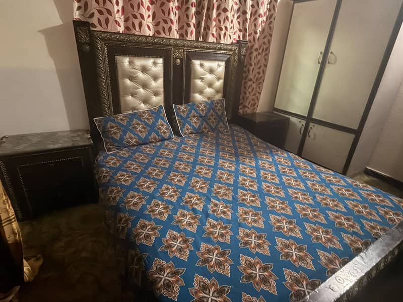2 King size bed sets 6