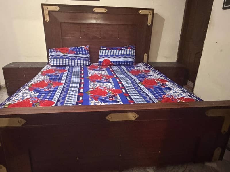 2 King size bed sets 17