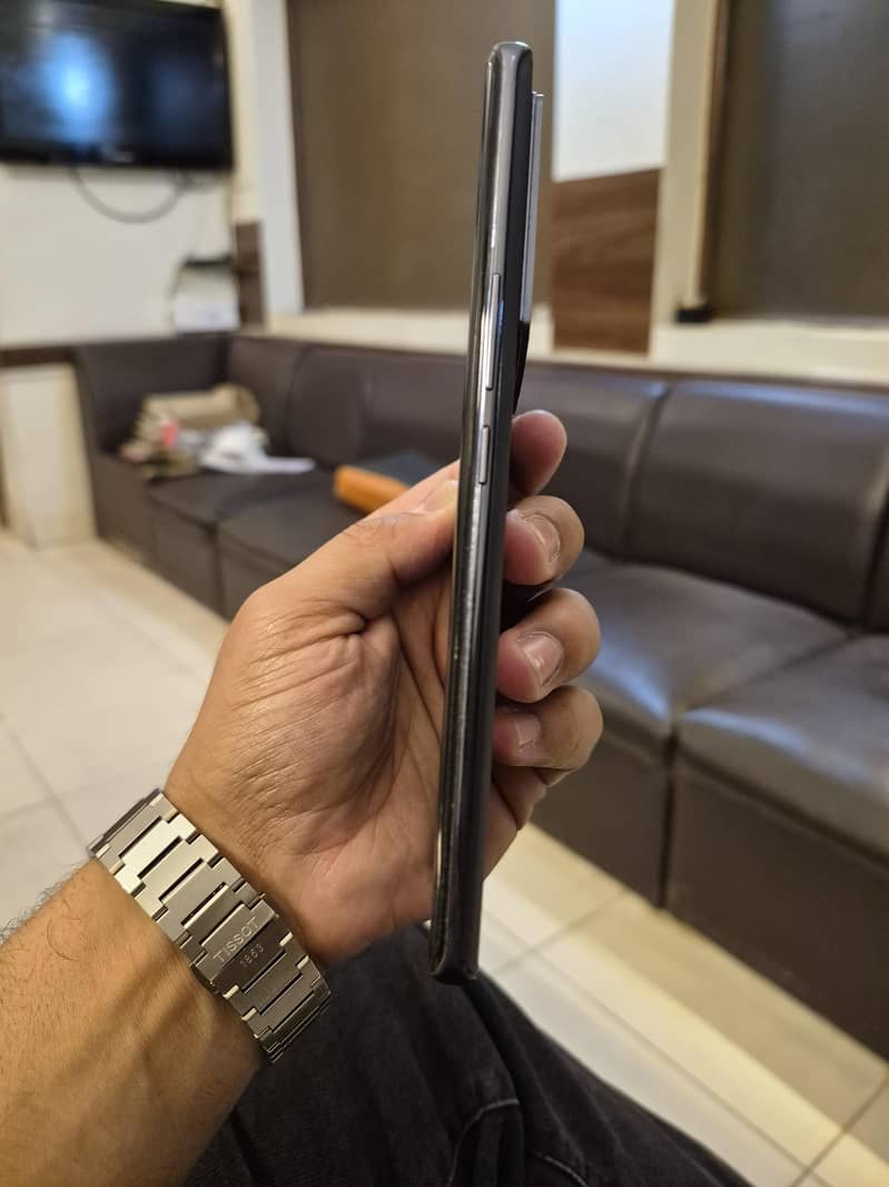 Infinix Note 40 Pro Plus 2