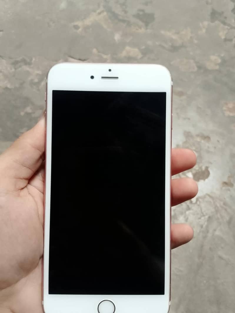 Apple iPhone 6 Plus 0