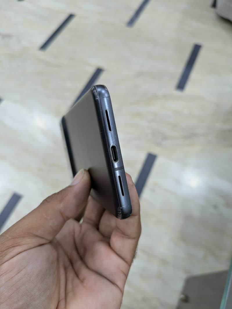 Google Pixel 8 Pro 7