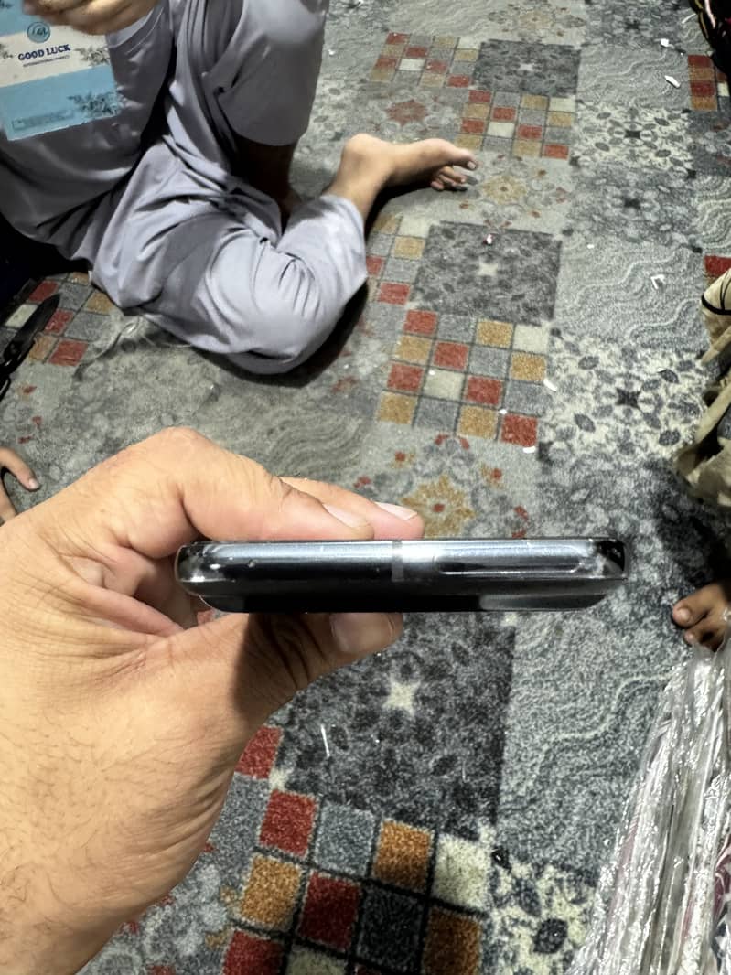 Google Pixel 8 Pro 6