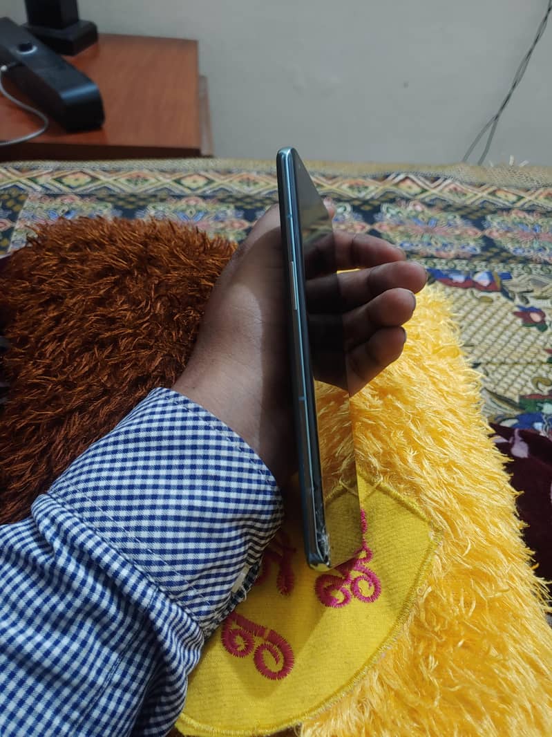 One Plus 10 Pro 1