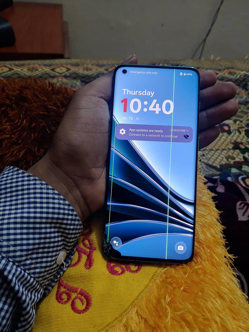 One Plus 10 Pro 4