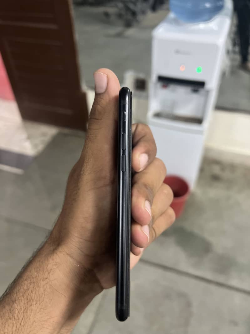 Apple iPhone SE 2