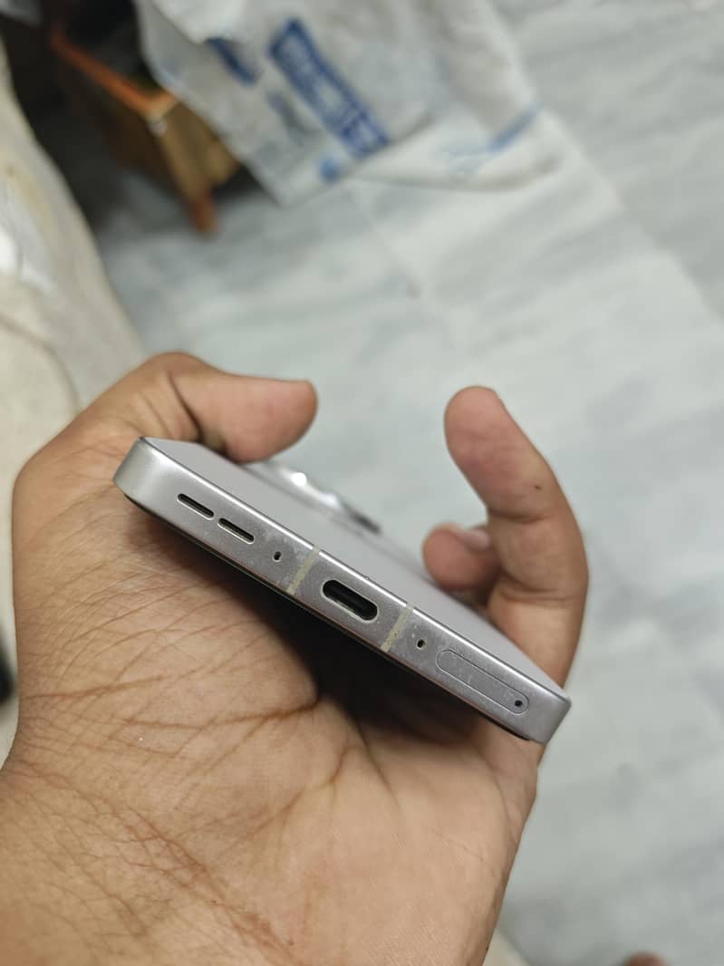 One Plus 13R 4