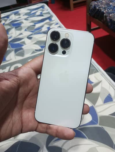 Apple iPhone 13 Pro
