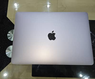 MacBook Pro 2016 with Touch Bar