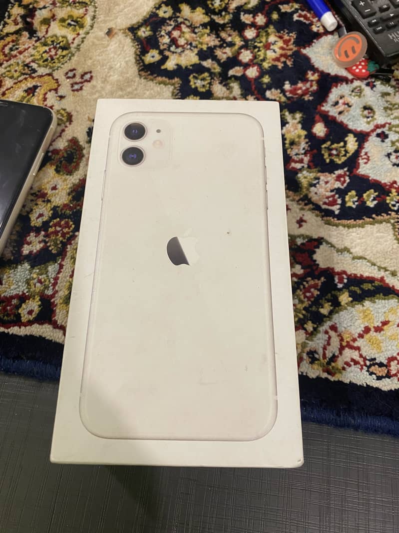 Apple iPhone 11 3