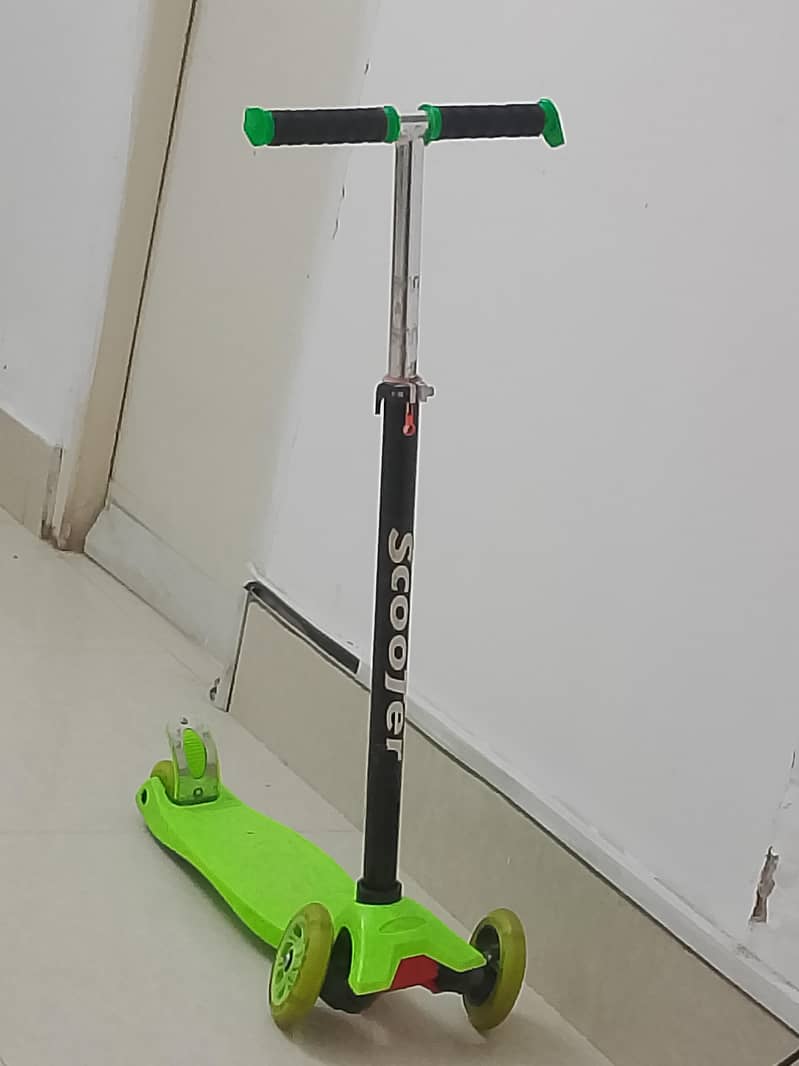 scooty 1