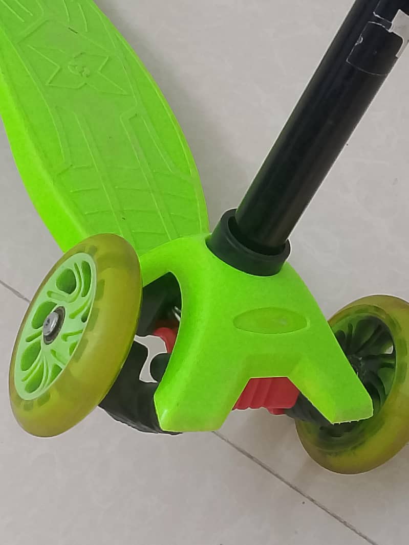 scooty 4