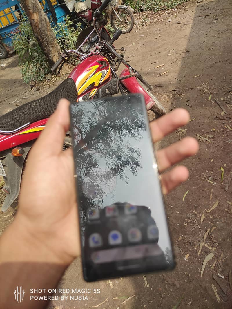 Google Pixel 6a 1