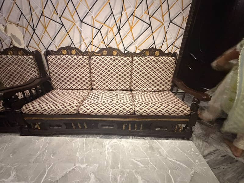 2 Sofa set with tables 5