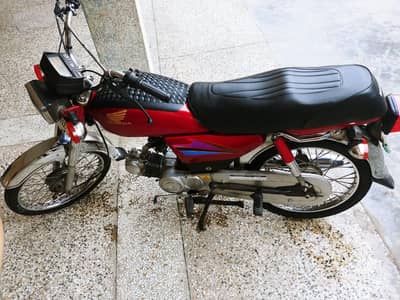 2012 model CD 70 lush condition chakwal number