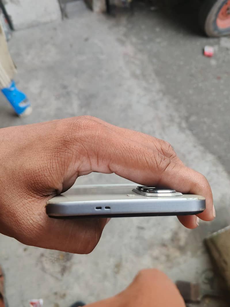 Infinix Hot 50 Pro 3