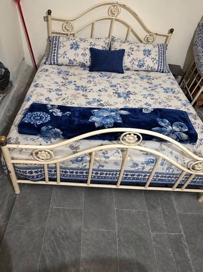 Iron Bed Full  Set