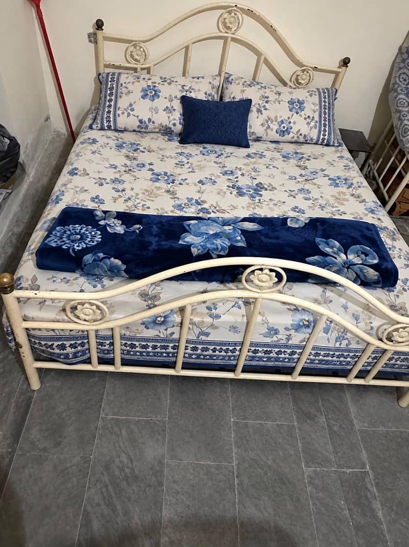 Iron Bed Full  Set 0