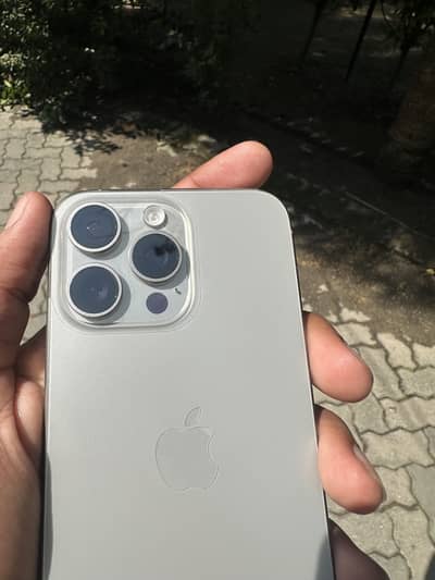 Iphone 15 pro max JV 512gb
