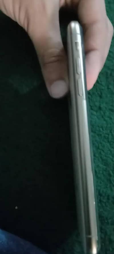 Apple iPhone XS