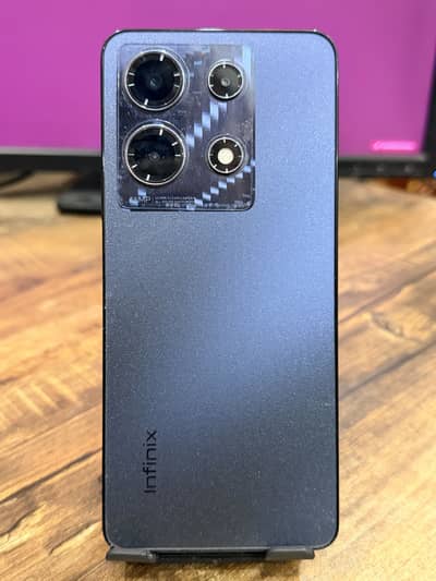 Infinix Note 30
