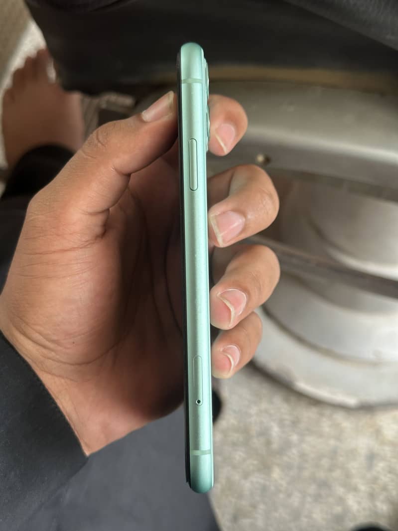 Apple iPhone 11 1