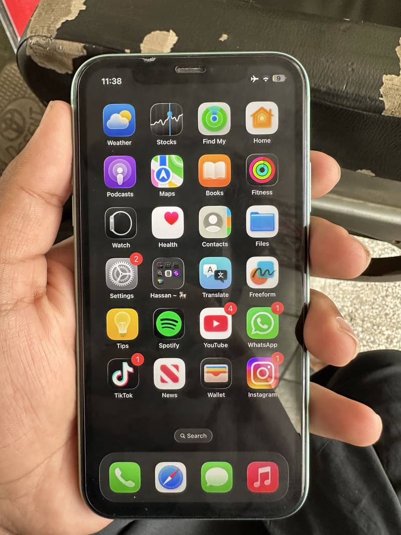 Apple iPhone 11 7