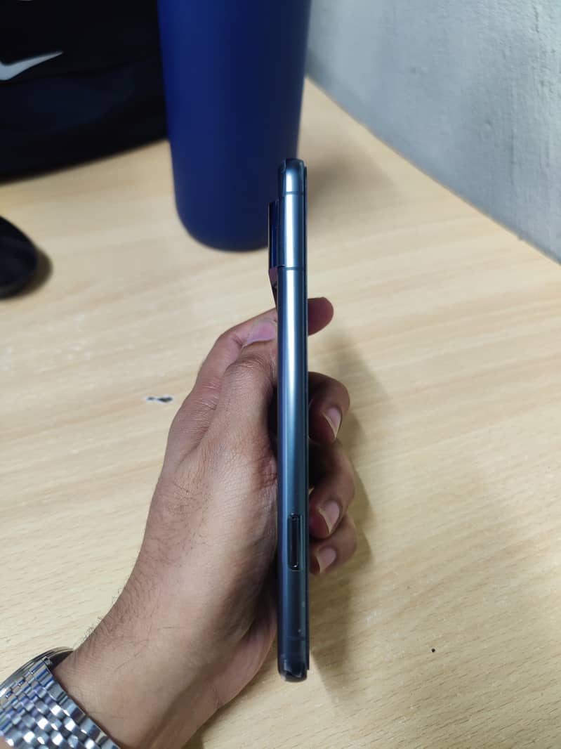 Google pixel 8 pro 4