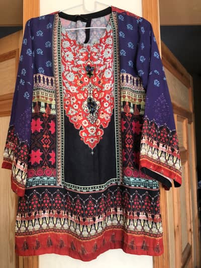 Buy any ladies shirt in 800rs