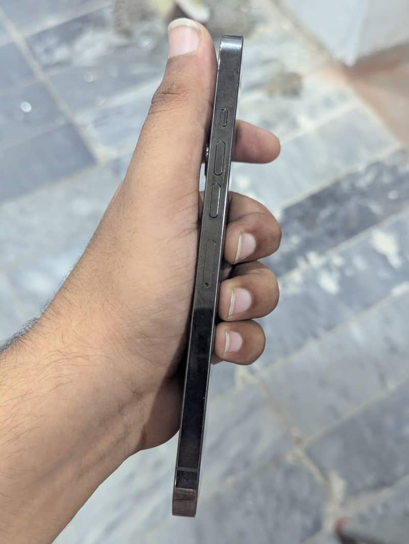 iphone 13 pro max 2