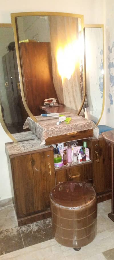 home used furniture good condition in karachi azam basti