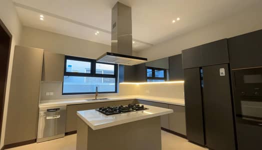 Brand New Kanal house 6 bedroom phase 8 in Usman D block bahria town Rawalpindi