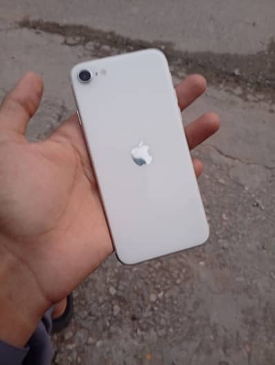 Apple iPhone SE