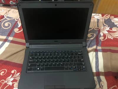 Dell Latitude 3350