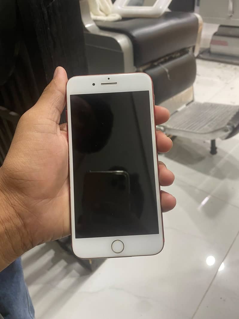 Apple iPhone 7 Plus 1