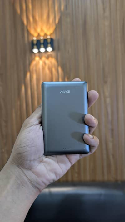 ASPOR 20W Magnetic Wireless Power Bank (Type-C PD)