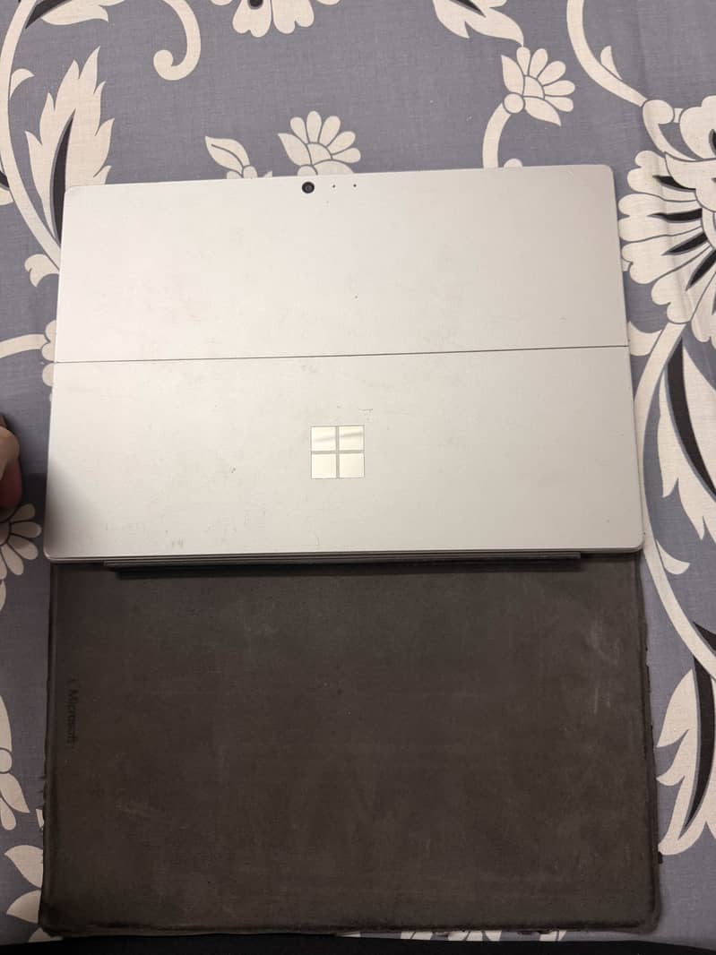SurfacePro 5 7