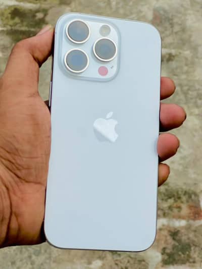 i phone 16 pro