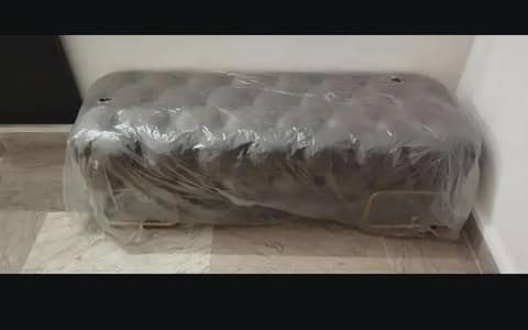 Fancy setty new condition brown color golden stands