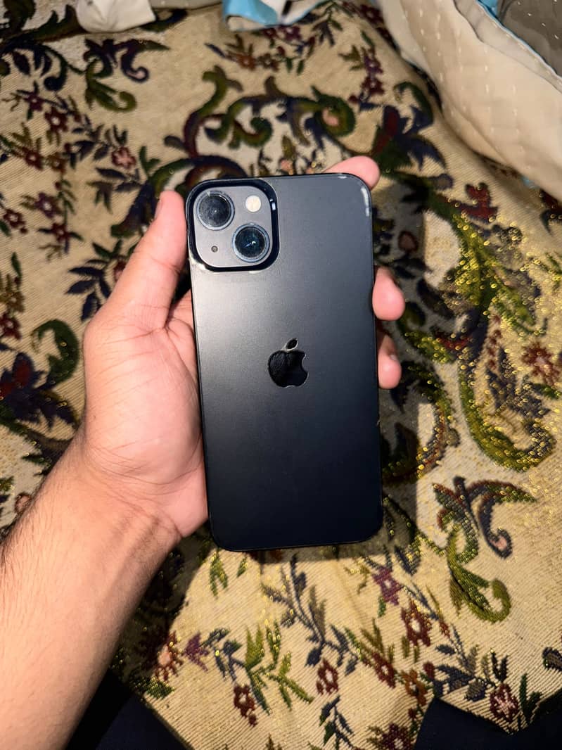Apple iPhone 13 3