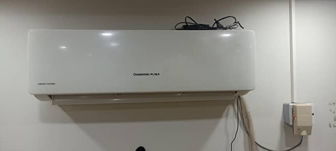 Changhong Ruba 1 Ton Split Air Conditioner