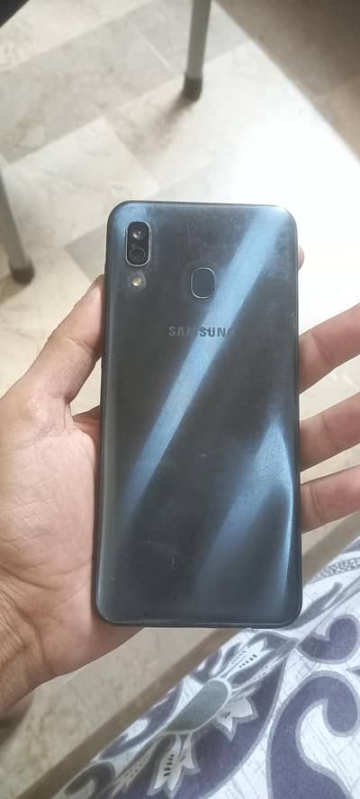 Samsung Mobile A30
