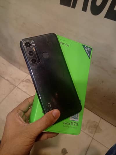 Infinix Hot 11