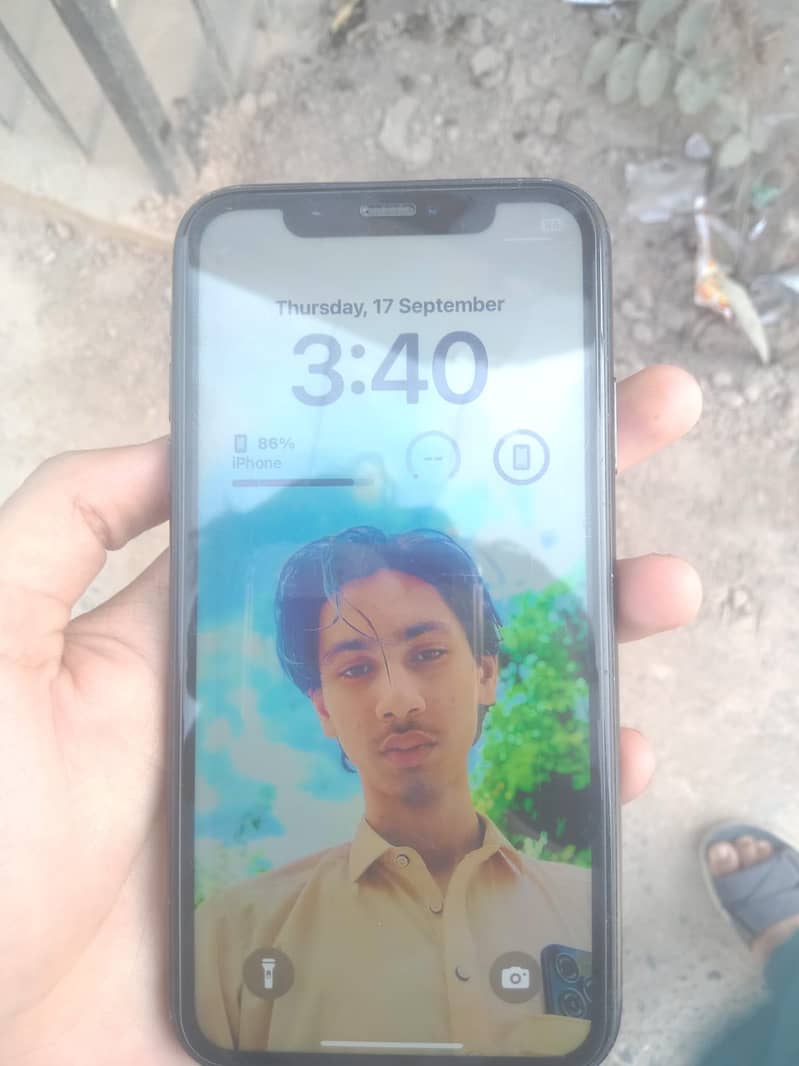 Apple iPhone XR 1